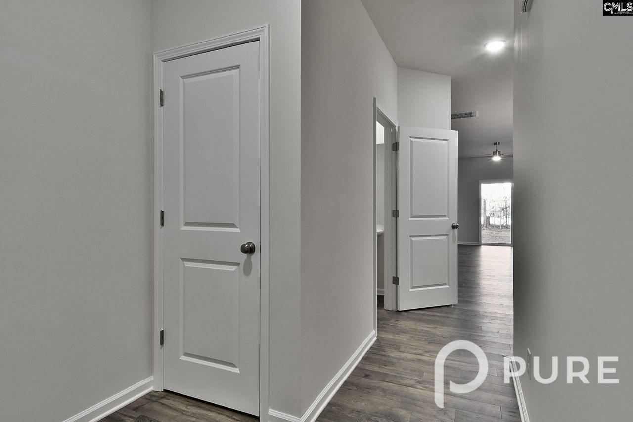 217 Sunny Hill Drive  Photo 4