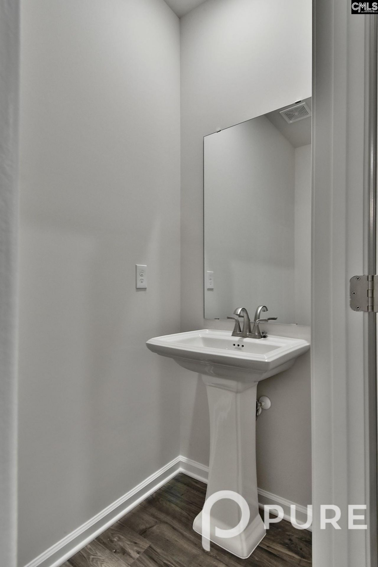 217 Sunny Hill Drive  Photo 6