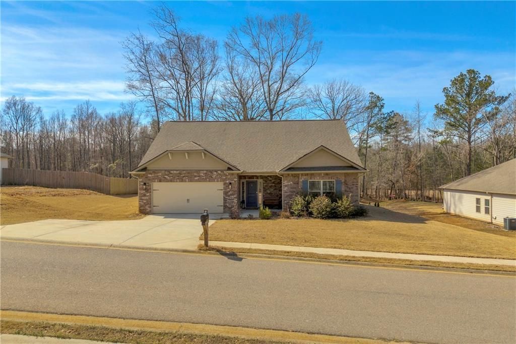 371 River Mansion Drive, Jefferson, GA 30549 Main Photo