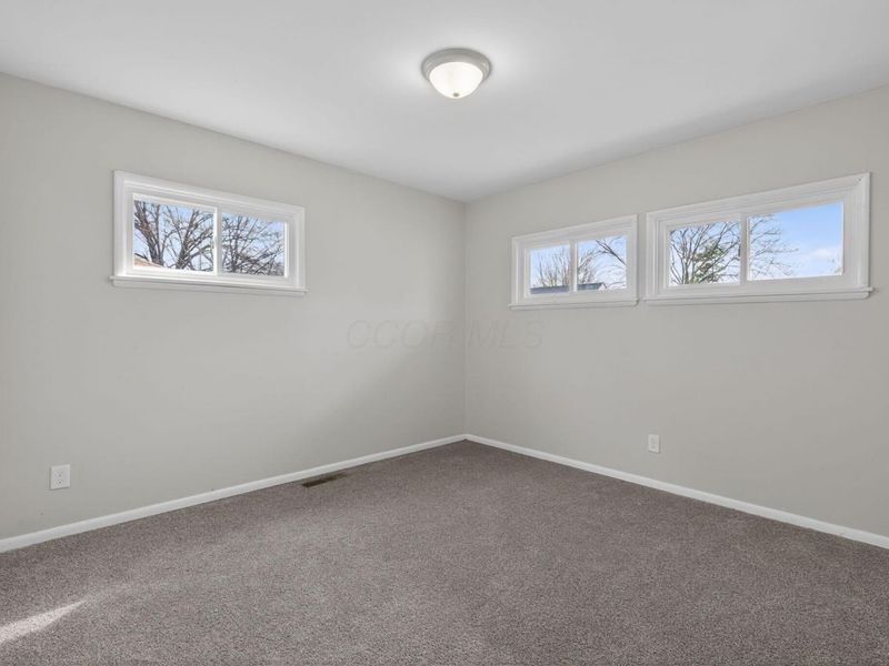 4052 Elbern Avenue , Columbus, OH 43213 Photo 18