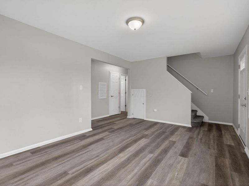 4052 Elbern Avenue , Columbus, OH 43213 Photo 5