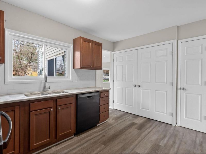 4052 Elbern Avenue , Columbus, OH 43213 Photo 9