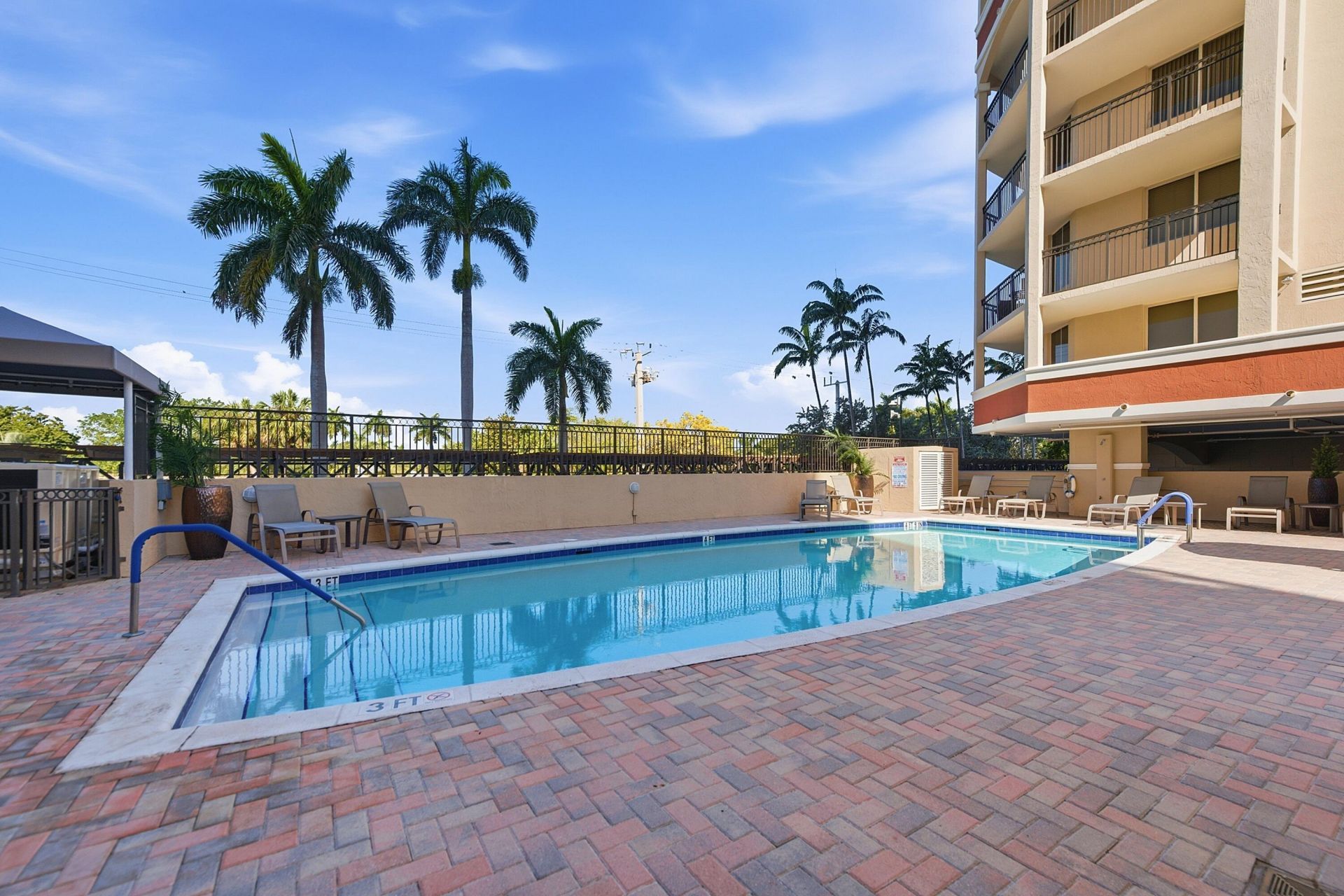 2001 N Ocean Boulevard, Unit 702s, Fort Lauderdale, FL 33305 Photo