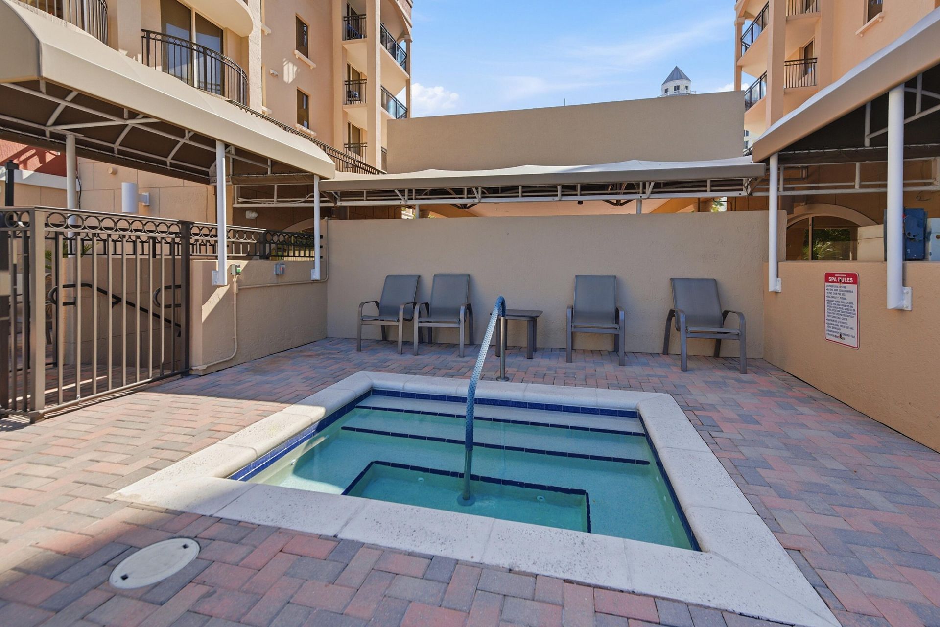 2001 N Ocean Boulevard, Unit 702s, Fort Lauderdale, FL 33305 Photo