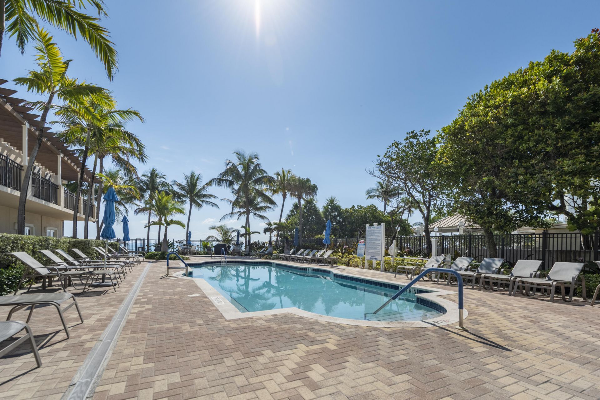 2001 N Ocean Boulevard, Unit 702s, Fort Lauderdale, FL 33305 Photo