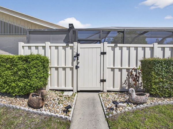 5662 Golden Eagle Circle, Palm Beach Gardens, FL 33418