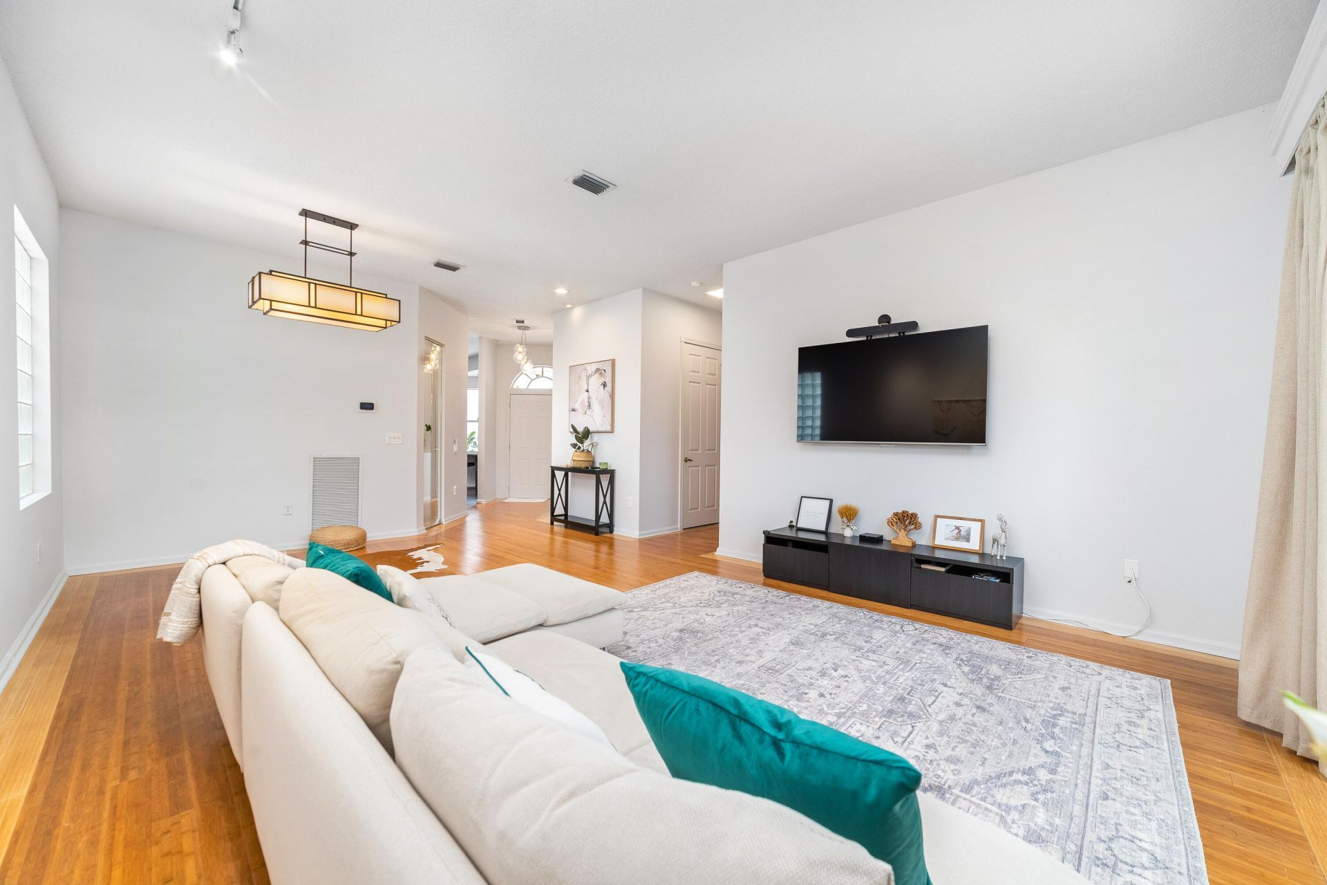 2072 Chagall Circle, West Palm Beach, FL 33409 Photo