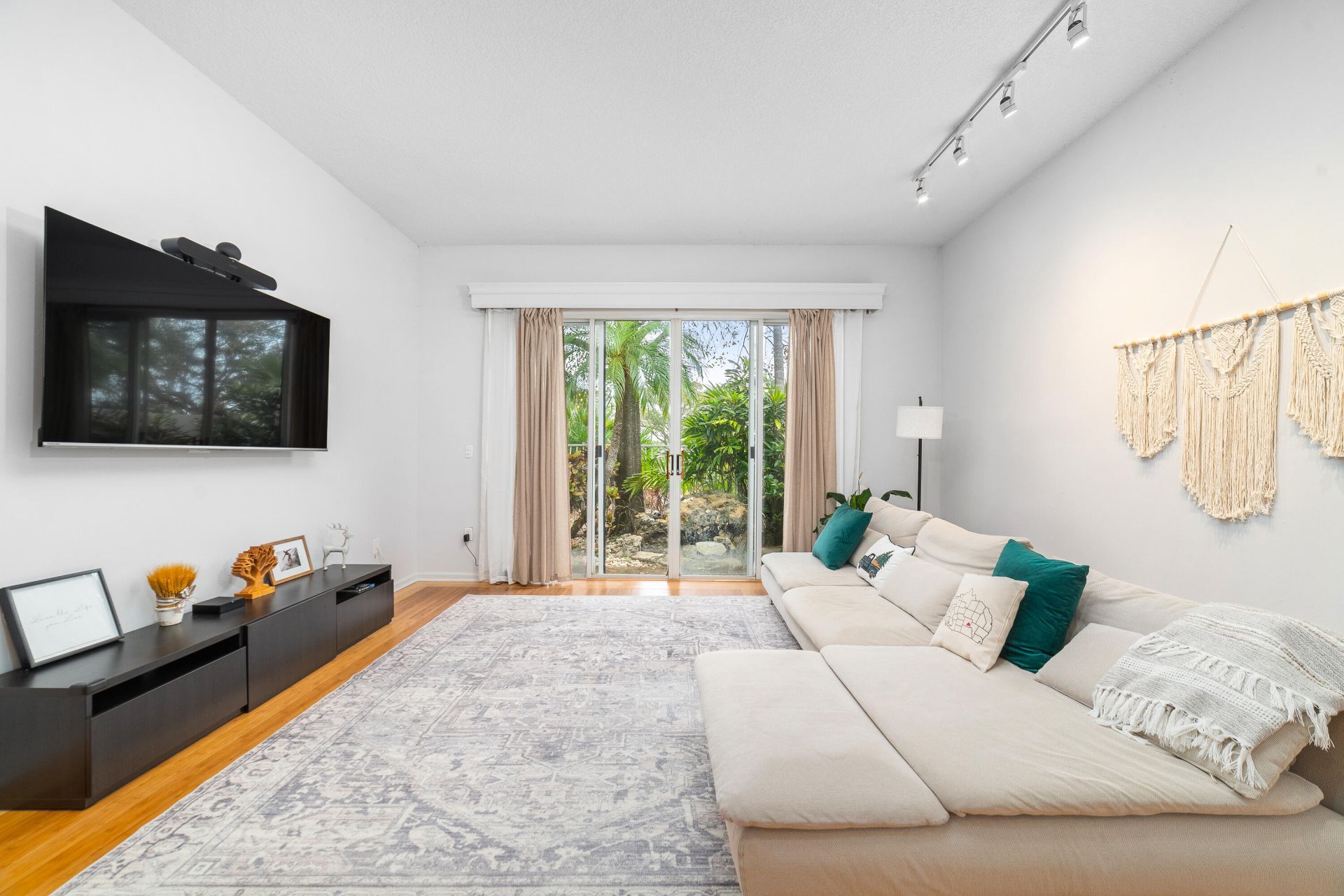 2072 Chagall Circle, West Palm Beach, FL 33409 Photo