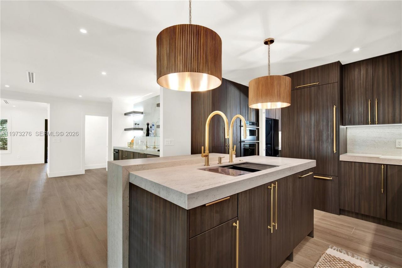 600 San Antonio Ave, Coral Gables, FL 33146 Photo