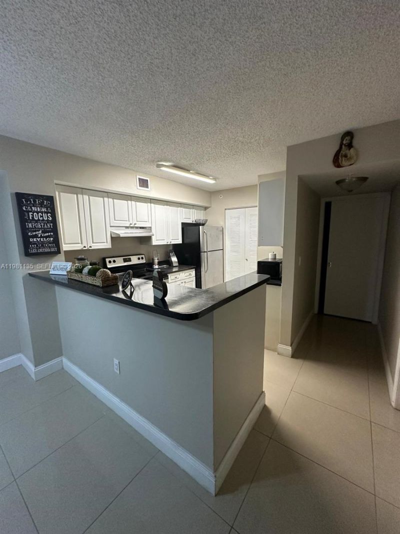 12124 Saint Andrews Pl , Unit 101, Miramar, FL 33025 Photo