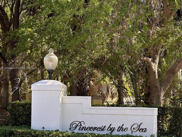 13351 SW 57th Ct , Pinecrest, FL 33156