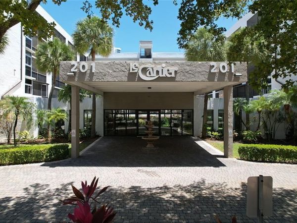 201 178th Dr , Unit 423, Sunny Isles Beach, FL 33160