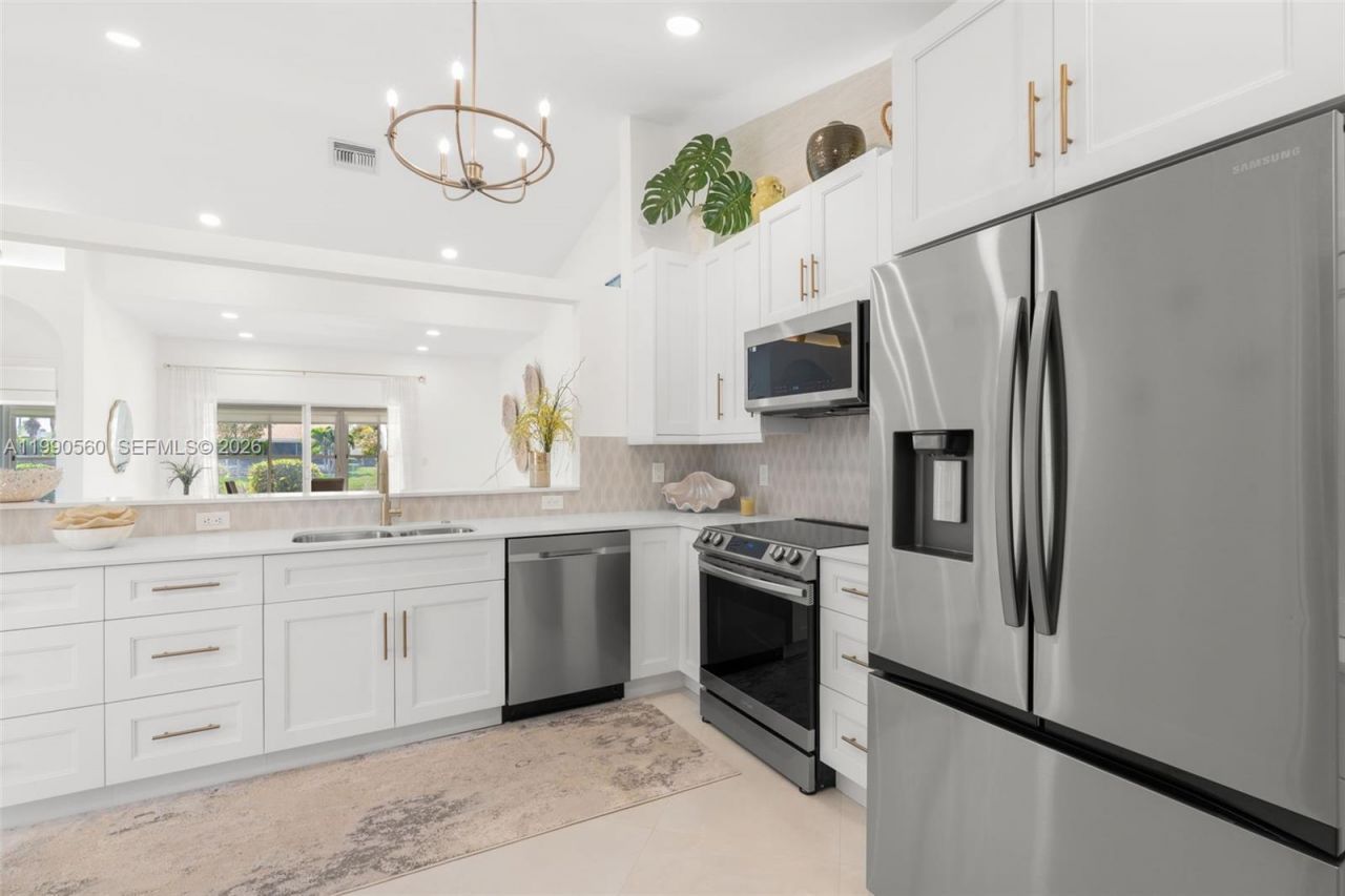 15465 Lake Magnolia Place , Delray Beach, FL 33484 Photo