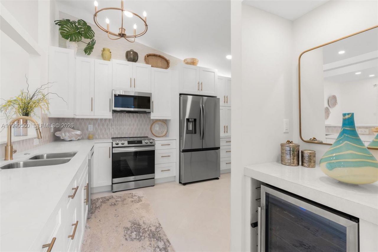 15465 Lake Magnolia Place , Delray Beach, FL 33484 Photo