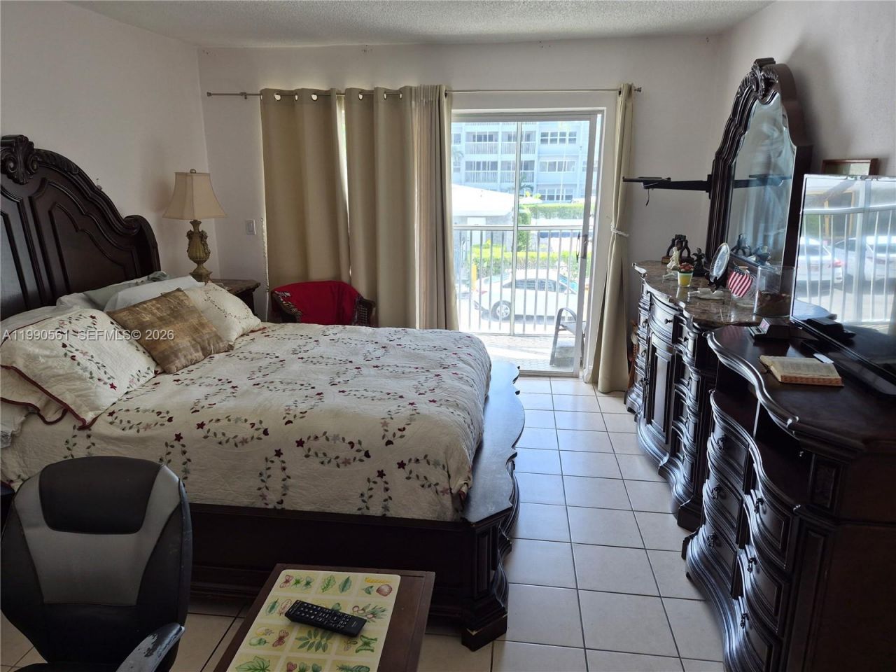 330 SE 2nd St , Unit 202E, Hallandale Beach, FL 33009 Photo
