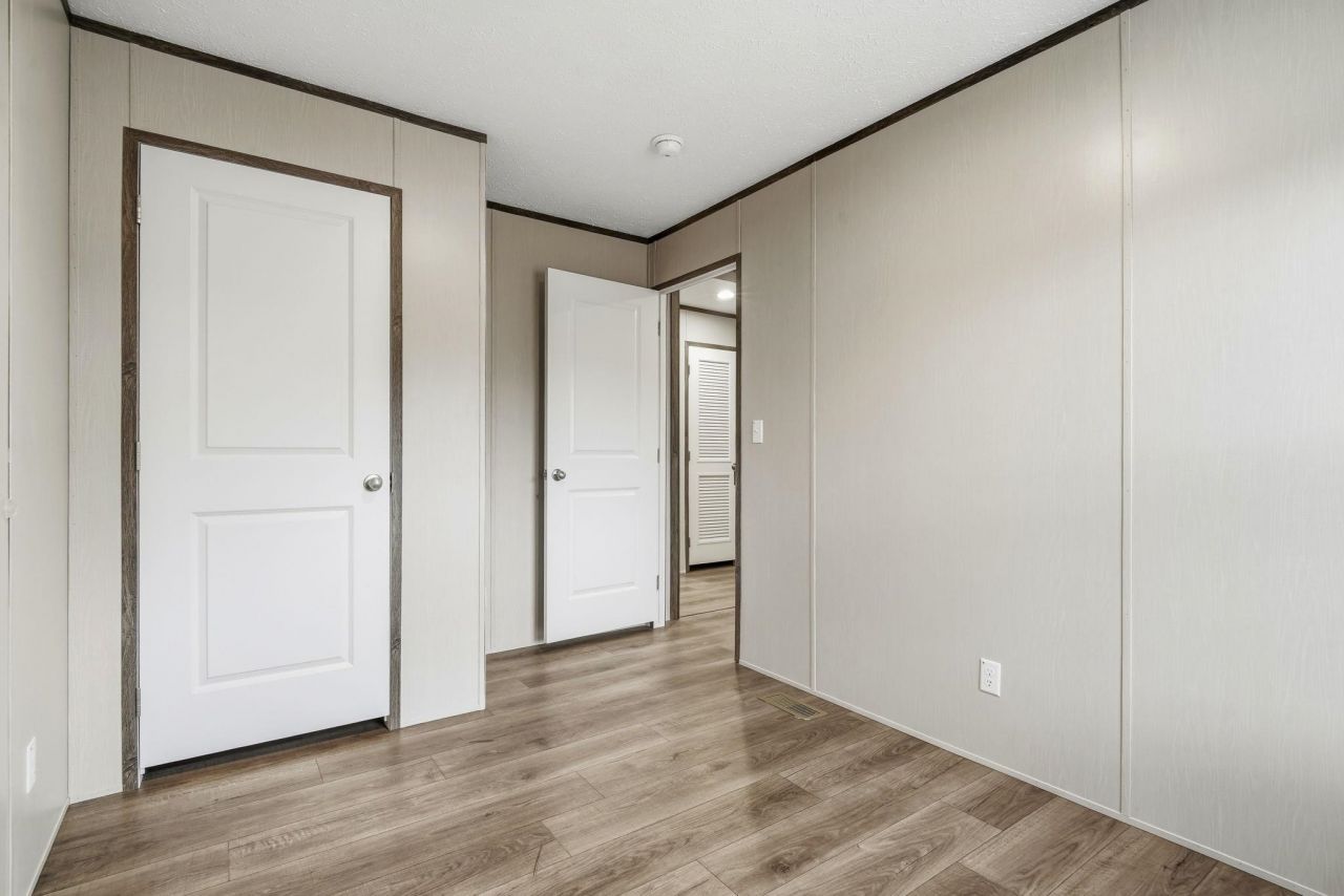 7300 Bellaire Dr. Photo 22