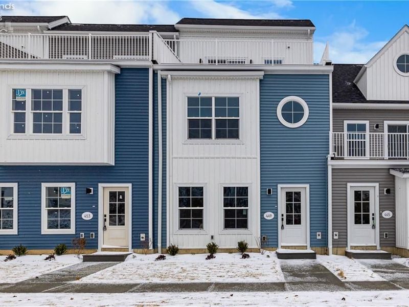 449 Harbor Lane, Lorain, OH 44052 Photo 1