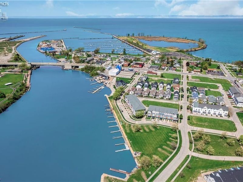 449 Harbor Lane, Lorain, OH 44052 Photo 34