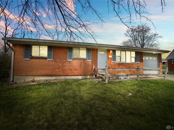 998 Goodhue Circle, Forest Park, OH 45240