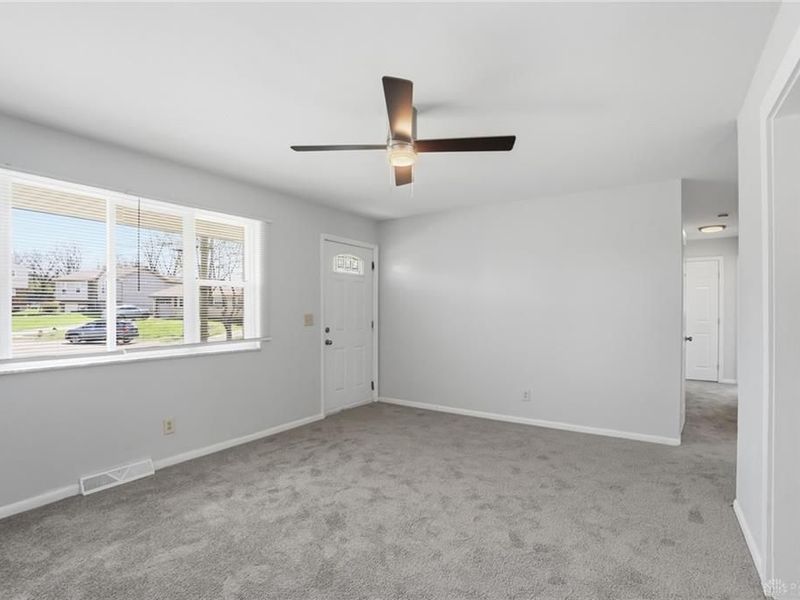 998 Goodhue Circle, Forest Park, OH 45240 Photo 10