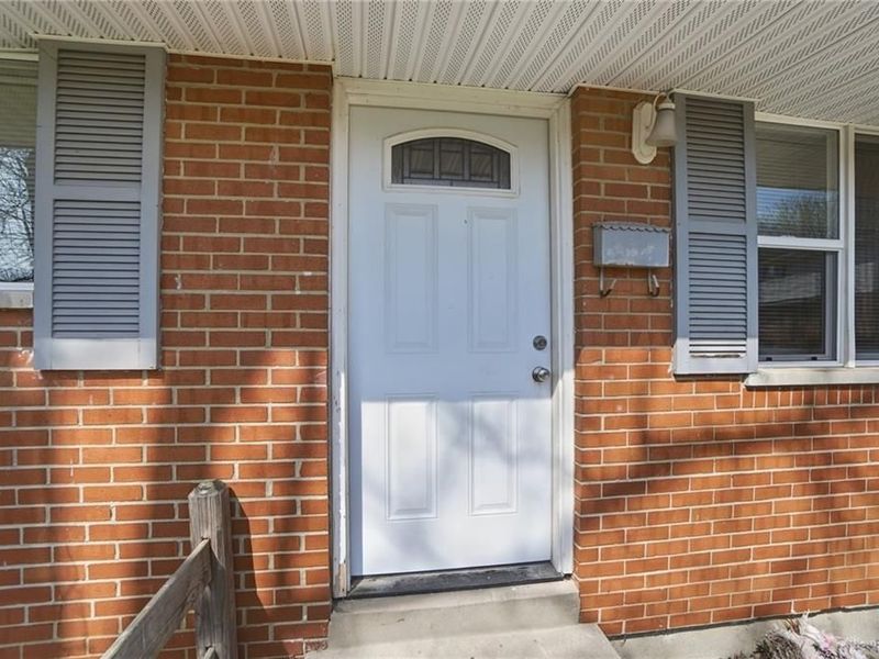 998 Goodhue Circle, Forest Park, OH 45240 Photo 6