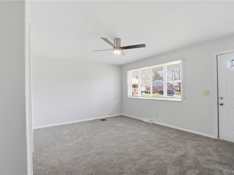 998 Goodhue Circle, Forest Park, OH 45240 Photo 9