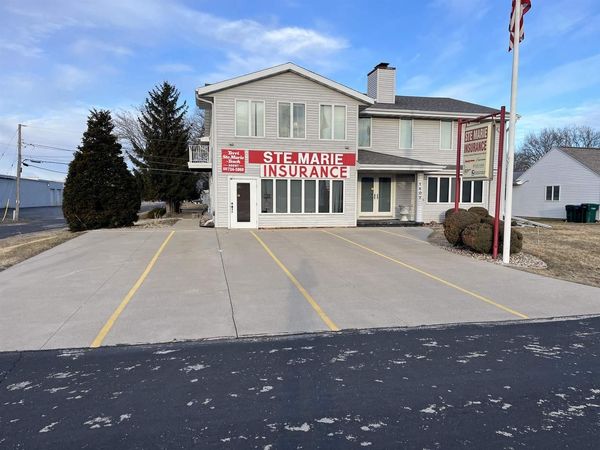 1407 N LYNNDALE DRIVE, Appleton, WI 54914