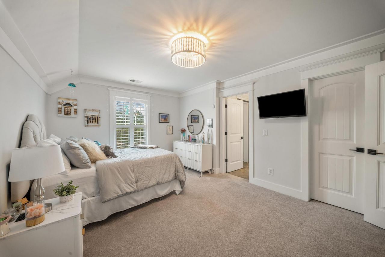 2218 Claymill Lane Photo 45