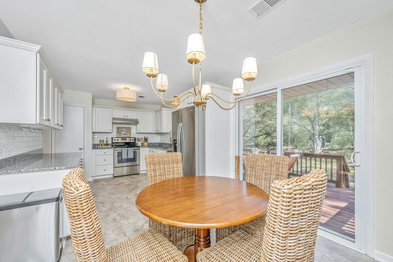 1529 Hunley Avenue Photo 13