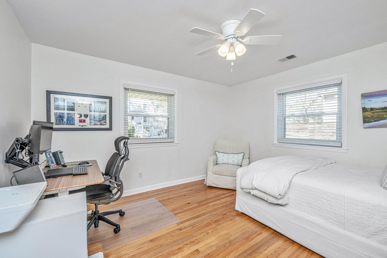 1529 Hunley Avenue Photo 26