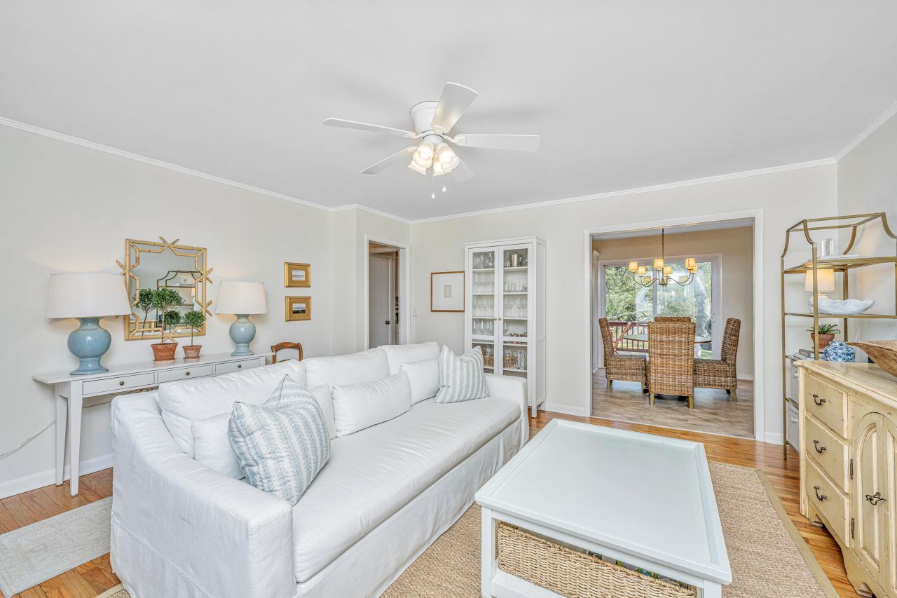 1529 Hunley Avenue Photo 6