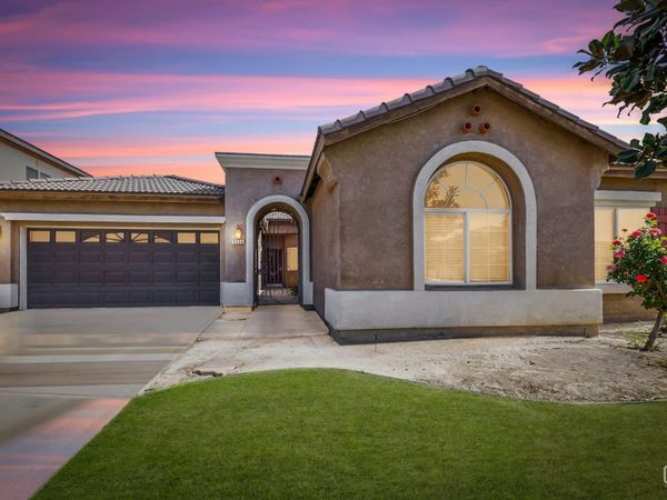 5306 Vista Del Mar Avenue, Bakersfield, CA 93311