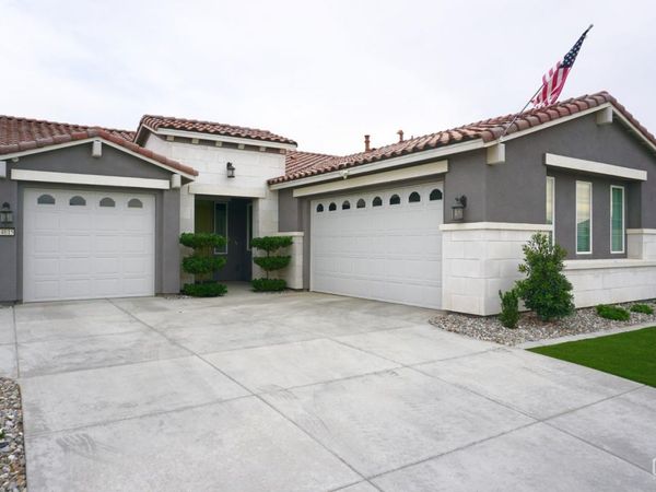 14615 Bromshire Street, Bakersfield, CA 93311