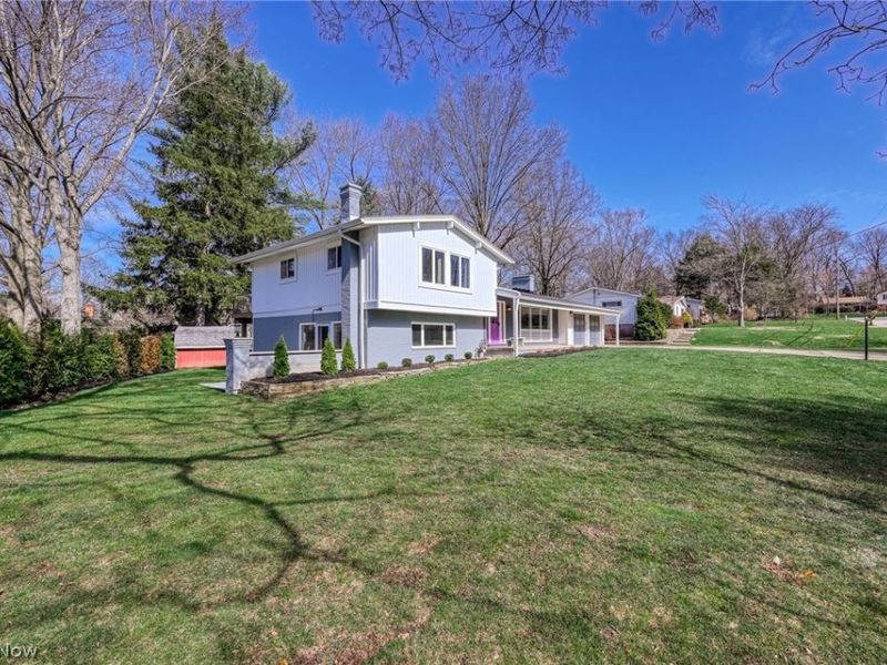 338 Asbury Road, Fairlawn, OH 44333 Photo 2