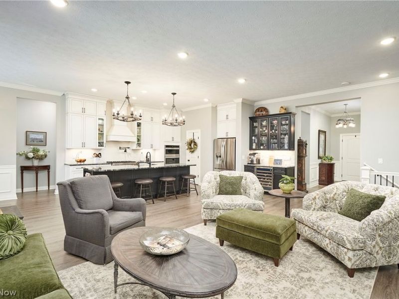 2793 Galway Drive, Brunswick, OH 44212 Photo 2