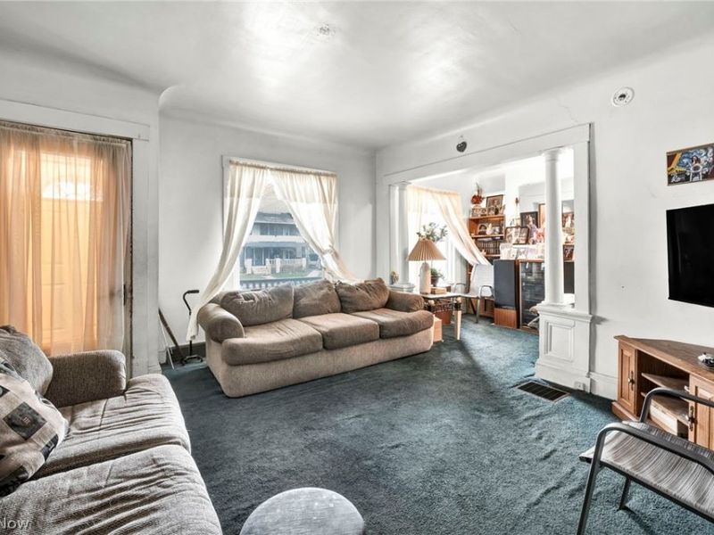 9220 Adams Avenue, Cleveland, OH 44108 Photo 13