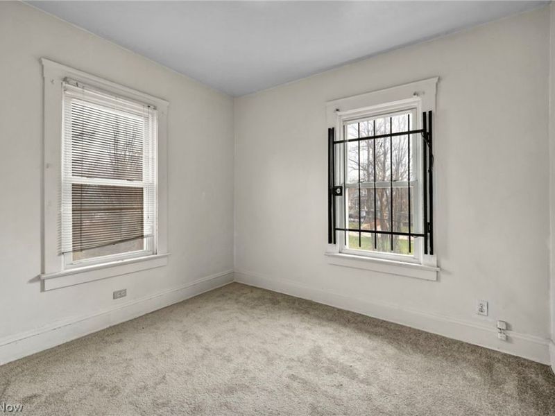 9220 Adams Avenue, Cleveland, OH 44108 Photo 18