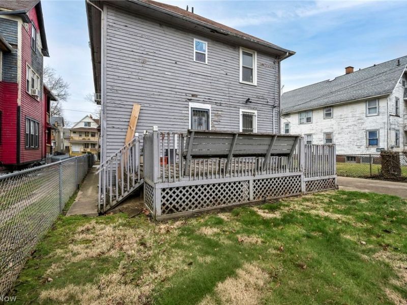 9220 Adams Avenue, Cleveland, OH 44108 Photo 7