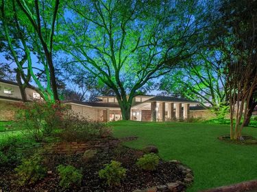 5045 Lakehill Court, Dallas, TX 75220