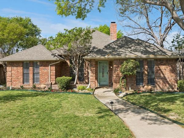 3129 Luallen Drive, Carrollton, TX 75007