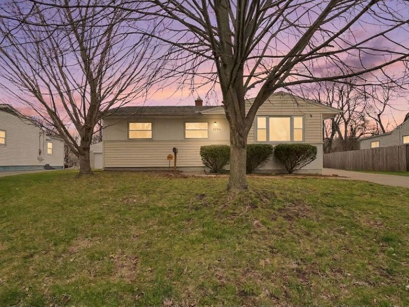 5294 Eisenhower Road , Columbus, OH 43229 Photo 1