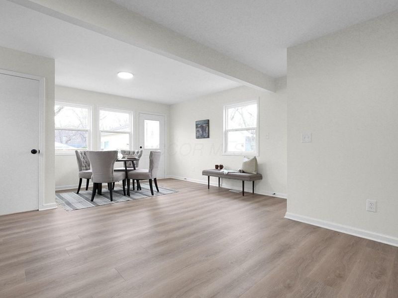 5294 Eisenhower Road , Columbus, OH 43229 Photo 11