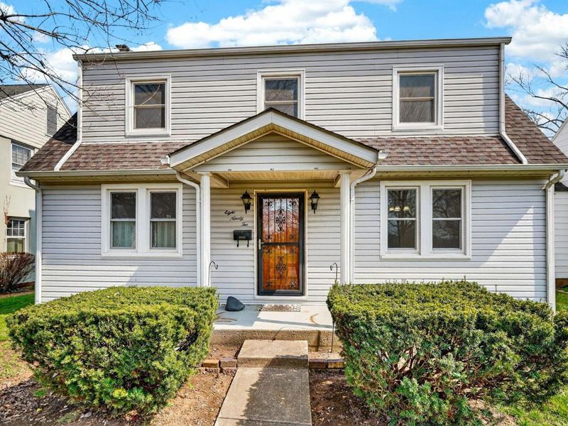 892 N Court Street, Circleville, OH 43113 Photo 3