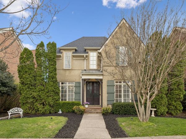 2944 Americus Dr , Thompsons Station, TN 37179