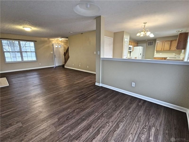 8715 Plum Creek Court, Franklin Township, OH 45005 Photo 4