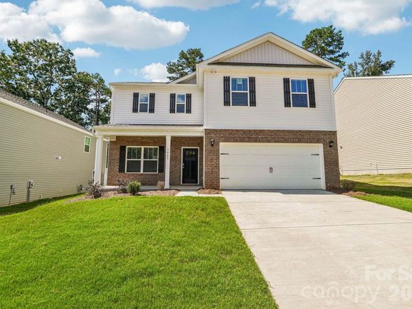 5030 Shallow Brook Drive, Charlotte, NC 28215