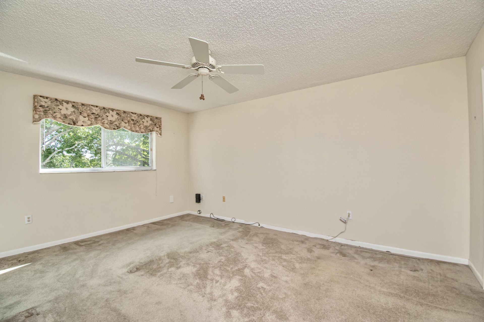 4734 Lucerne Lakes Boulevard E, Unit 301, Greenacres, FL 33467 Photo