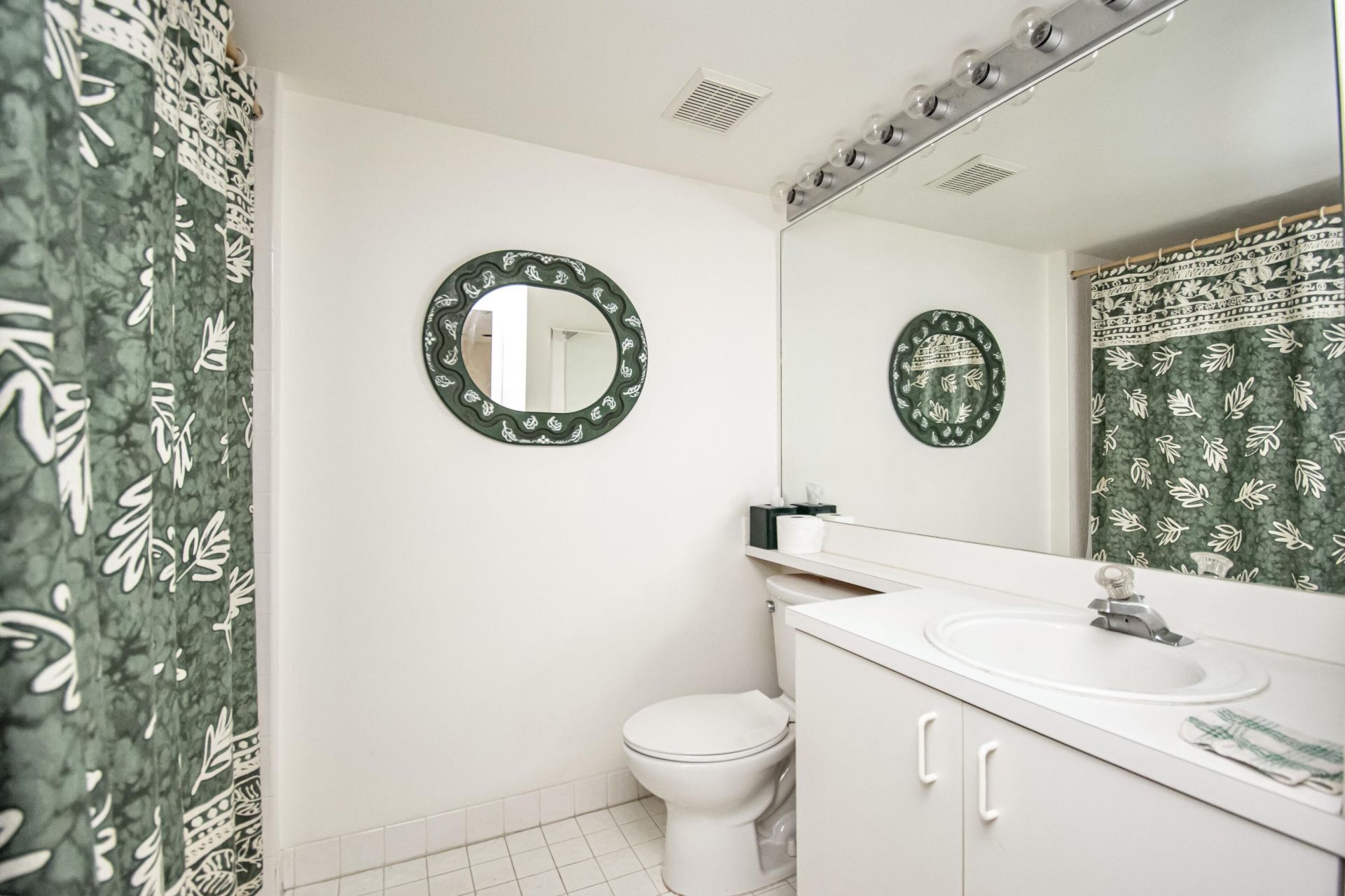 4734 Lucerne Lakes Boulevard E, Unit 301, Greenacres, FL 33467 Photo