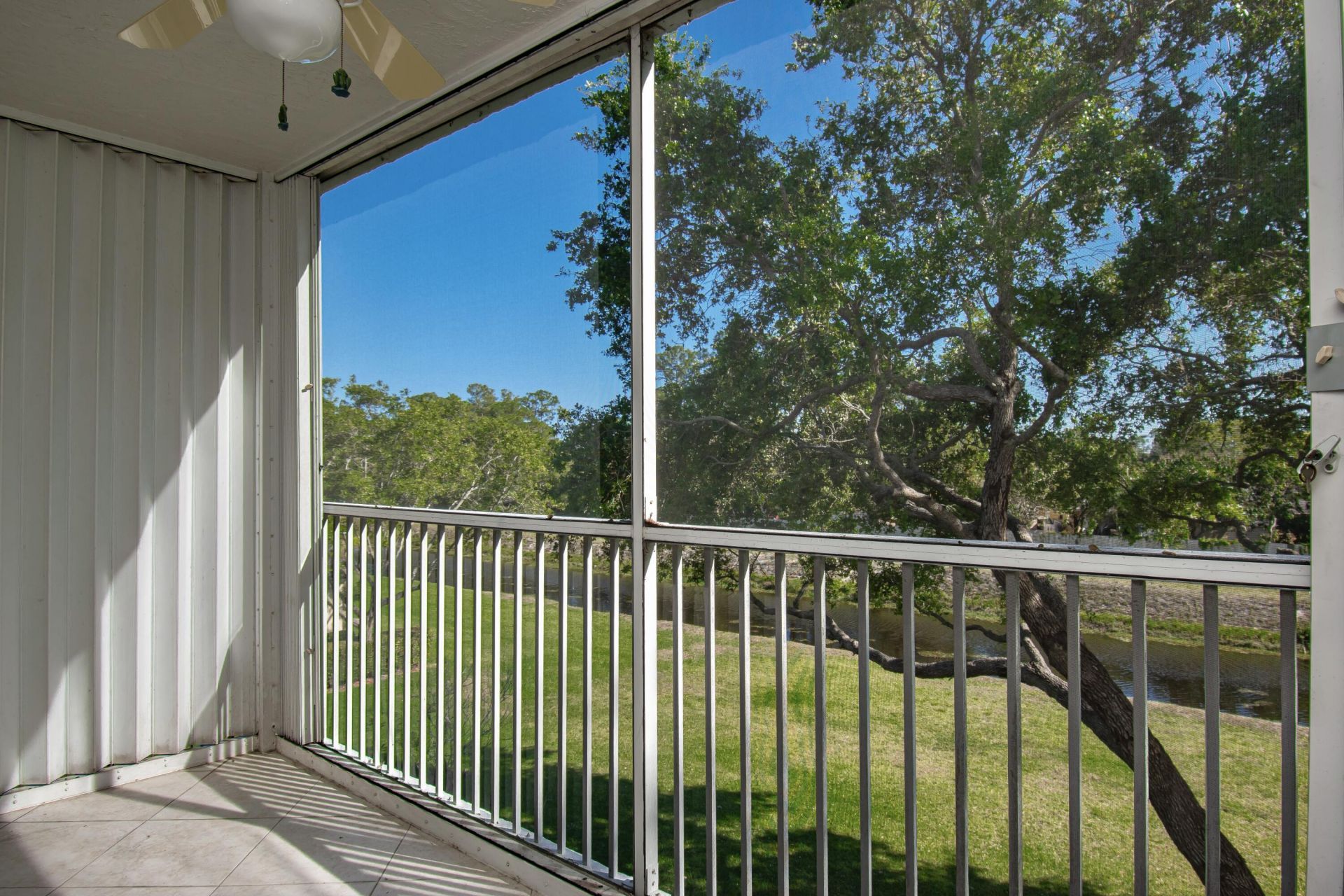 4734 Lucerne Lakes Boulevard E, Unit 301, Greenacres, FL 33467 Photo