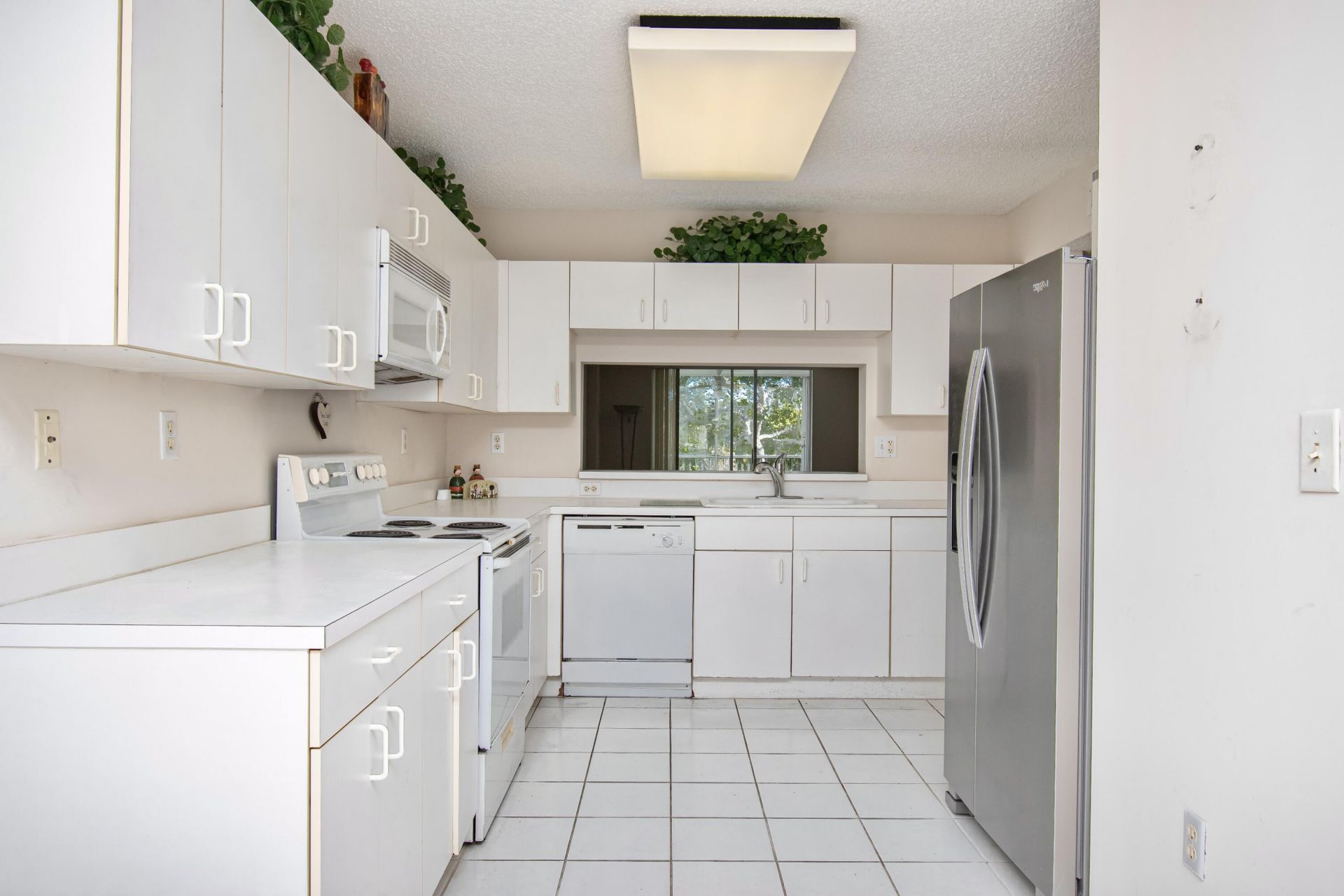 4734 Lucerne Lakes Boulevard E, Unit 301, Greenacres, FL 33467 Photo